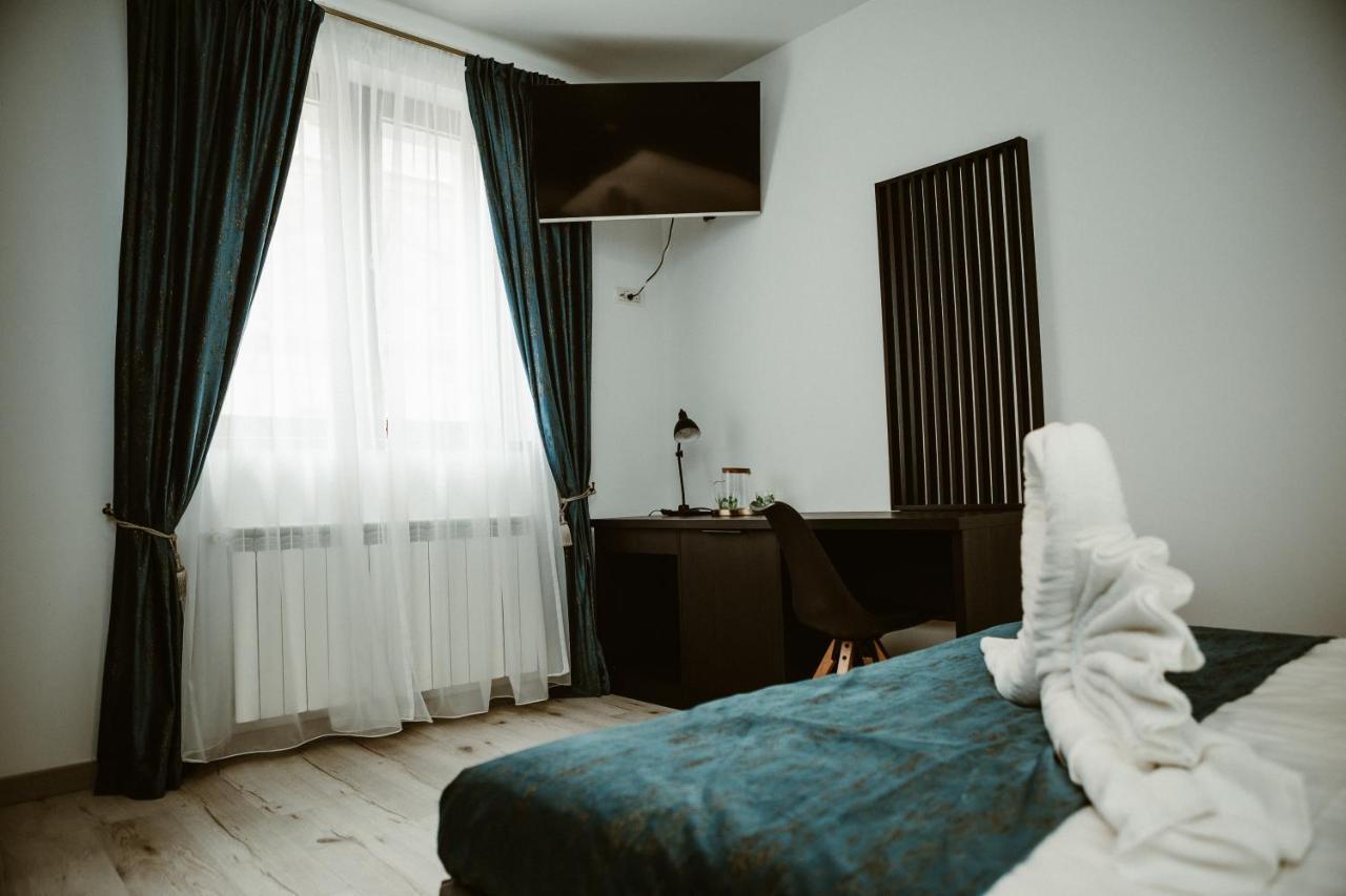 Arini White House Apartment Sibiu Exterior photo
