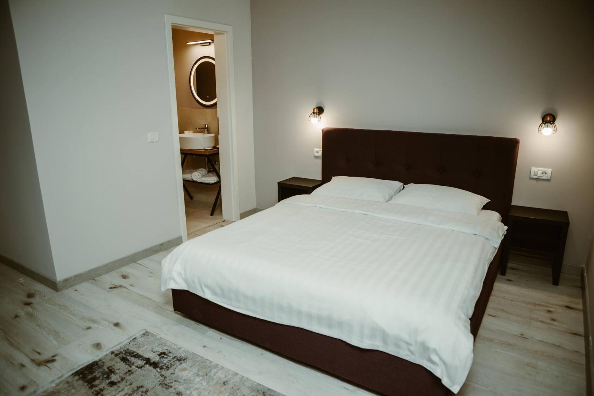 Arini White House Apartment Sibiu Exterior photo