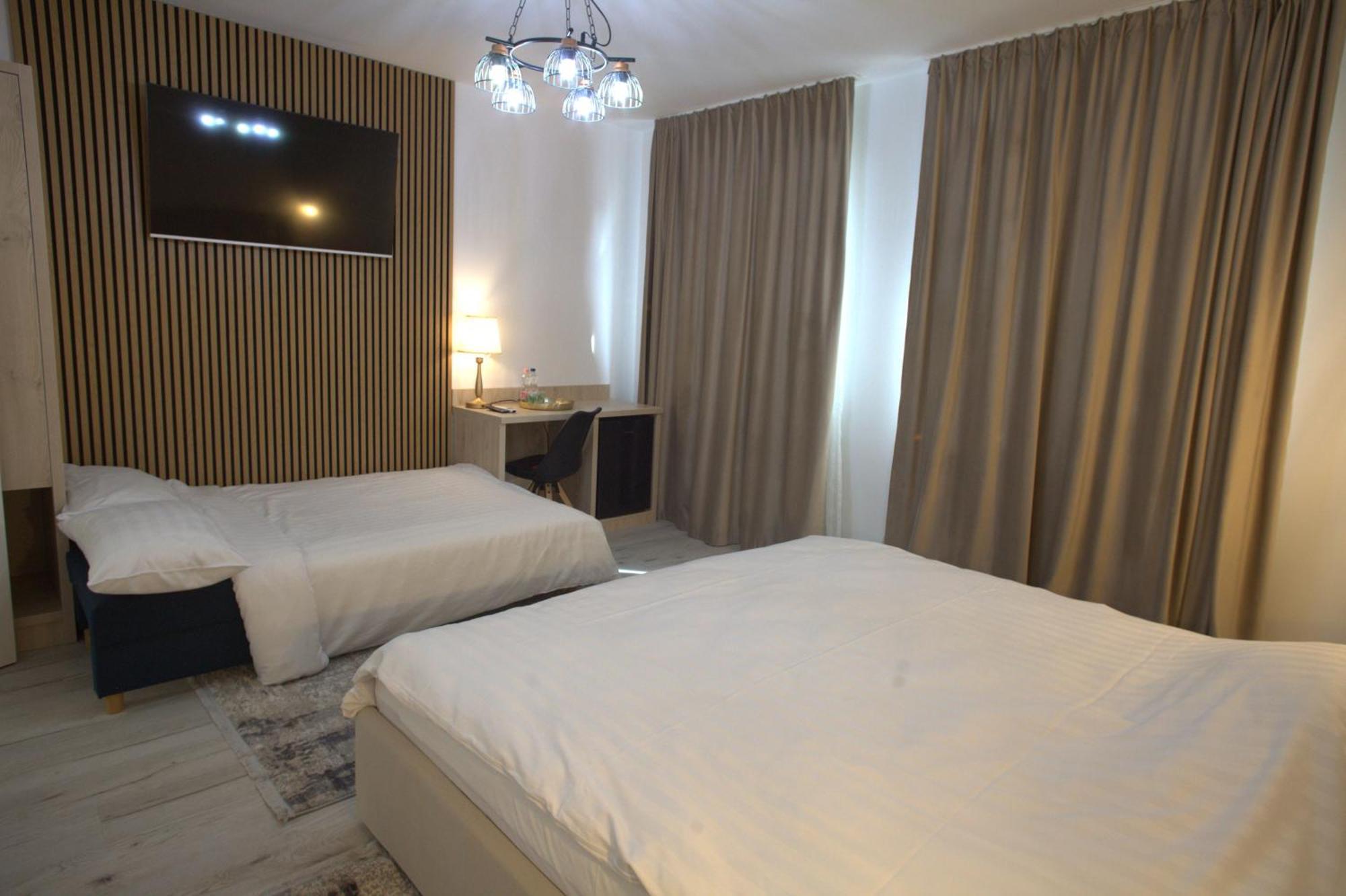 Arini White House Apartment Sibiu Exterior photo